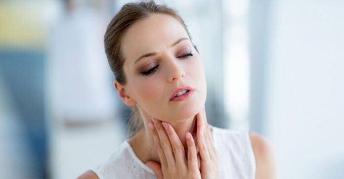 গলার স্বর বসে গেলে কী করবেন গলার স্বর