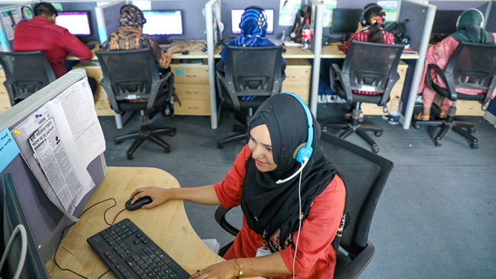 স্বাস্থ্যসেবায় প্রযুক্তি স্বাস্থ্যসেবায় প্রযুক্তি