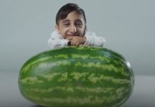 বিশ্বের সবচেয়ে বেটে মানুষ তরমুজের সমান বেটে মানুষ