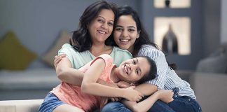 কিশোর বয়সী সন্তানের সঙ্গে কেমন সম্পর্ক রাখবেন