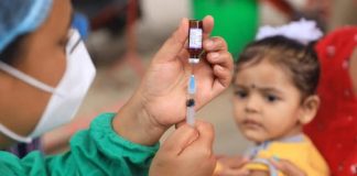 প্রচুর হাচি-কাশি? রুবেলা কিনা বুঝবেন কীভাবে