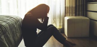 কীভাবে বুঝবেন আপনি ডিপ্রেশনের শিকার