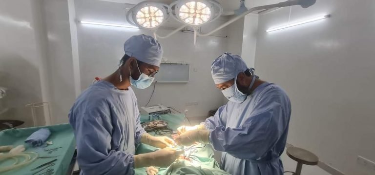 ফ্রেন্ডস কেয়ার হাসপাতালে শিশুর হার্নিয়ার সফল অপারেশন