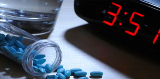 নিয়মিত ঘুমের ওষুধ সেবনে মৃত্যু ডেকে আনছেন?