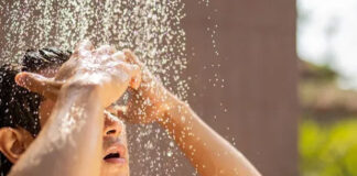 গোসলের পানিতে কী মেশালে সারাদিন সতেজ থাকবেন?
