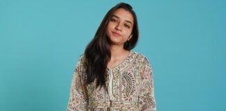 চুলের যত্নে সরিষার তেল যেভাবে ব্যবহার করবেন