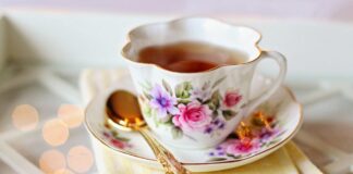 শীতে চায়ের সঙ্গে যে মসলাগুলো বেশি উপকারী