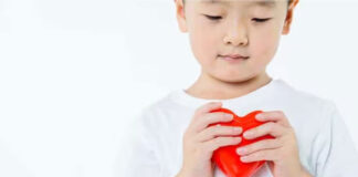 কেন অল্প বয়সে হার্ট অ্যাটাক, সাবধান হবেন কীভাবে?