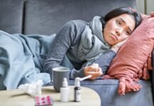 রাতে ঘুম আসে না? নিয়মিত খান এই ৪ খাবার