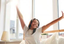 সকালে ঘুম থেকে উঠেই ৪টি কাজ করুন