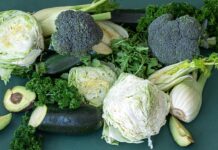 লিভার ভালো রাখতে যে ৩ খাবার খাবেন