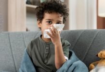 শীত এলেই শিশুর অসুখ? যেভাবে সুস্থ রাখবেন