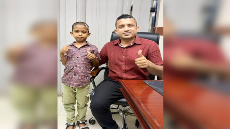 ভেলোরফেরত রোগীর ব্রেইন টিউমারের সফল অস্ত্রোপচার করলেন ডা. রকিব